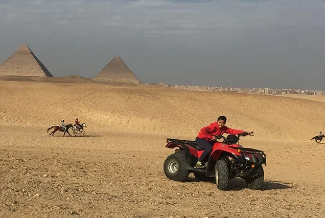 Tour in quad a Giza