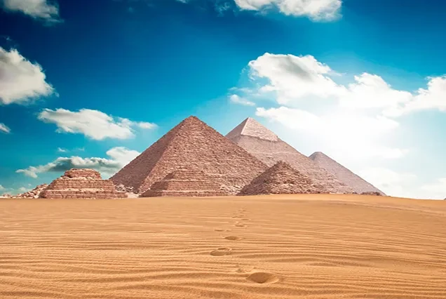 Viaggio dalle Piramidi ad Abu Simbel: 8 giorni in Egitto