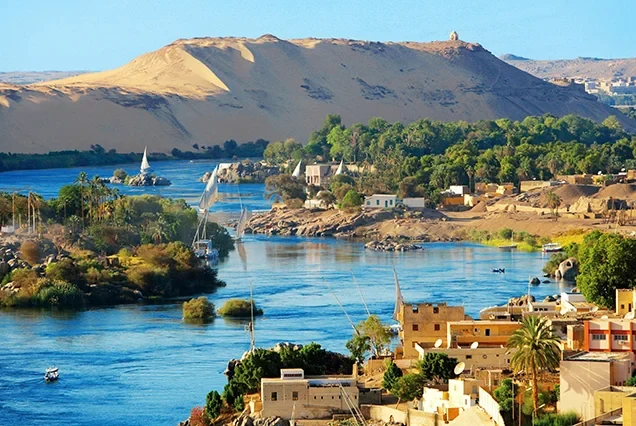 Tour nel deserto egiziano di 10 giorni e Deserto Bianco – Cairo