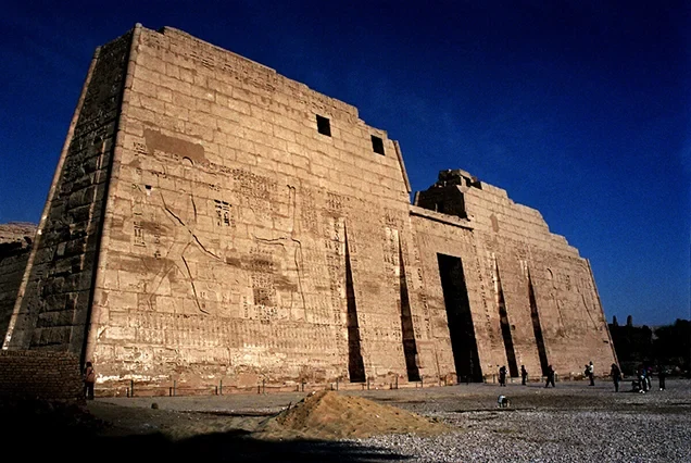 Tour nel deserto egiziano di 10 giorni e Deserto Bianco – Cairo
