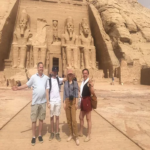 Crociera premium di 4 giorni da Assuan a Luxor con escursione ad Abu Simbel
