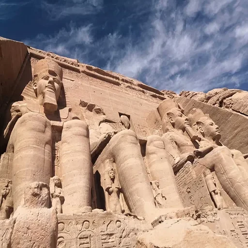 Bus confortevole andata e ritorno tra Assuan e Abu Simbel