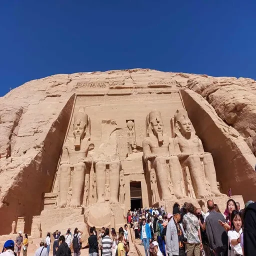Bus confortevole andata e ritorno tra Assuan e Abu Simbel