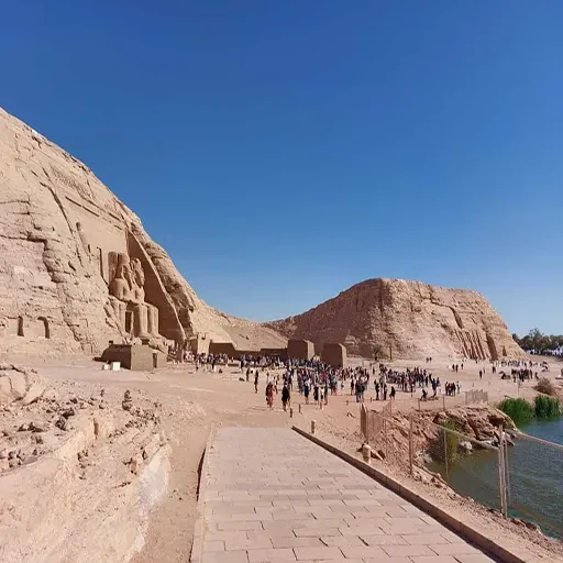 Bus confortevole andata e ritorno tra Assuan e Abu Simbel