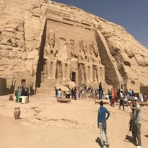Escursione privata di un giorno da Assuan ad Abu Simbel con egittologo