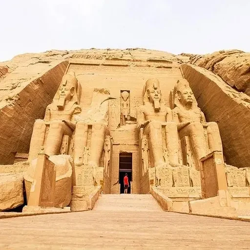 Escursione privata di un giorno da Assuan ad Abu Simbel con egittologo