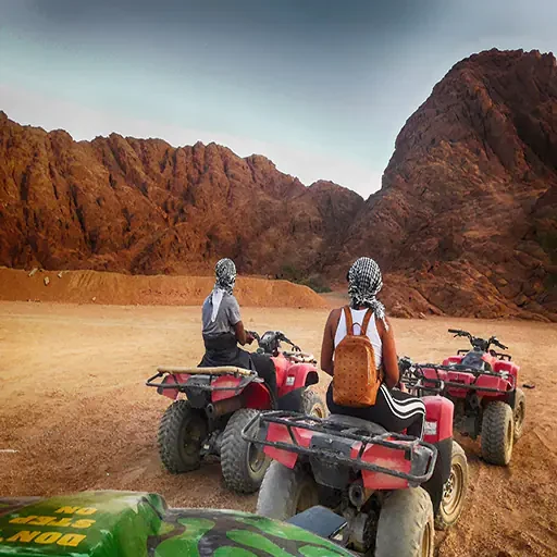Safari in quad alle Piramidi di Giza – avventura adrenalinica