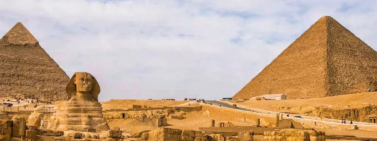 Tour privato della civiltà egizia – Piramidi di Giza, GEM e NMEC
