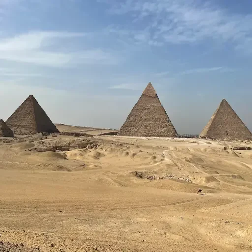 Escursione privata da Hurghada al Grande Museo Egizio e alle Piramidi di Giza