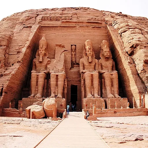Escursione privata di un giorno da Luxor ad Abu Simbel con guida esperta