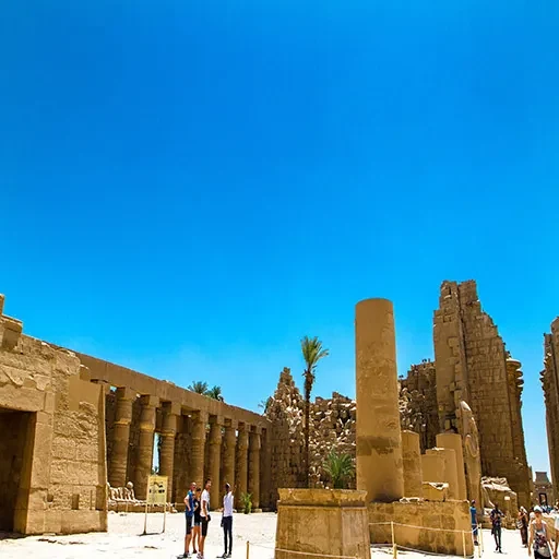 Tour privato di 3 giorni da Luxor a Dendera e Abido