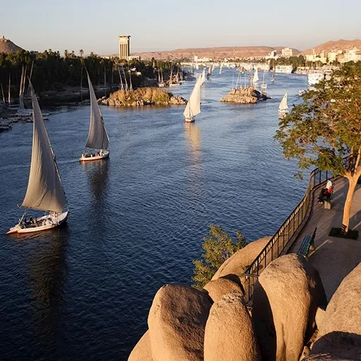 Crociera di lusso di 4 giorni sul Nilo: Luxor–Assuan con Abu Simbel