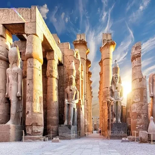 Crociera di lusso di 4 giorni sul Nilo: Luxor–Assuan con Abu Simbel