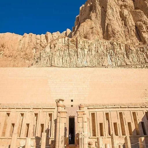 Tour premium della Valle dei Re dal Cairo in aereo