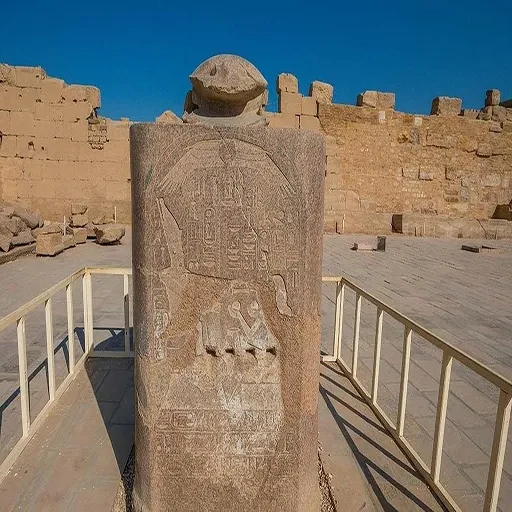 Tour premium della Valle dei Re dal Cairo in aereo