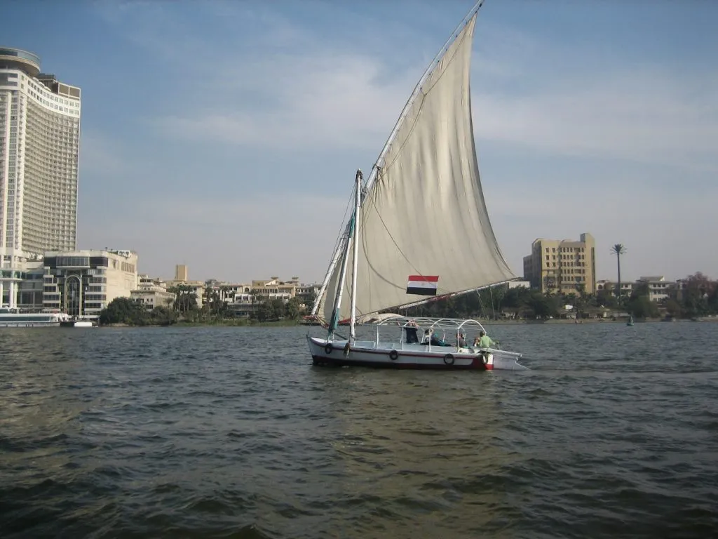Escursione privata in feluca sul Nilo al Cairo