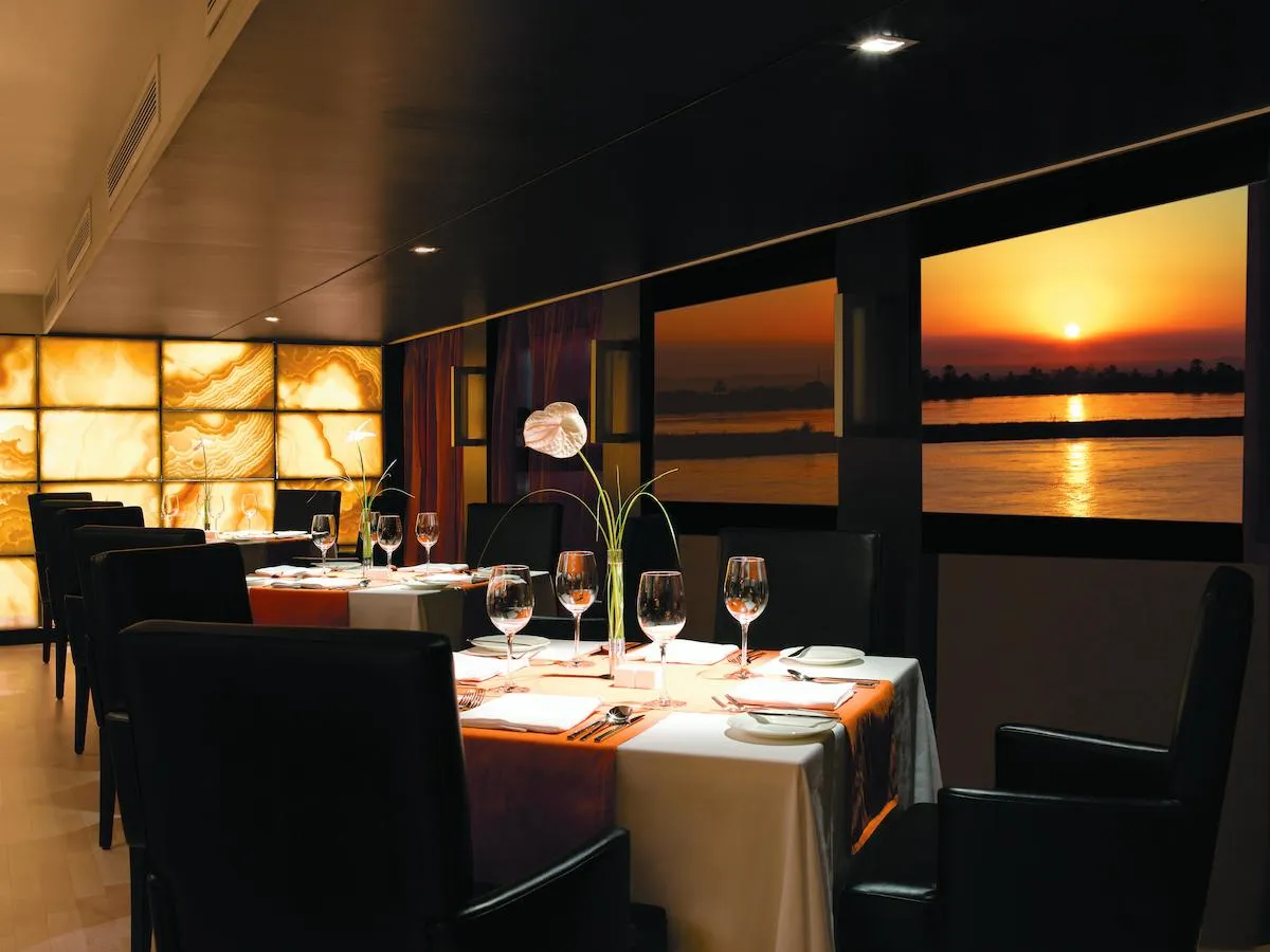 Oberoi Zahra Luxury – crociera sul Nilo di 8 giorni : Luxor e Assuan